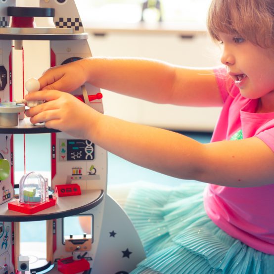 Czy wiesz, że zabawki Twojego dziecka to także plac zabaw dla bakterii?